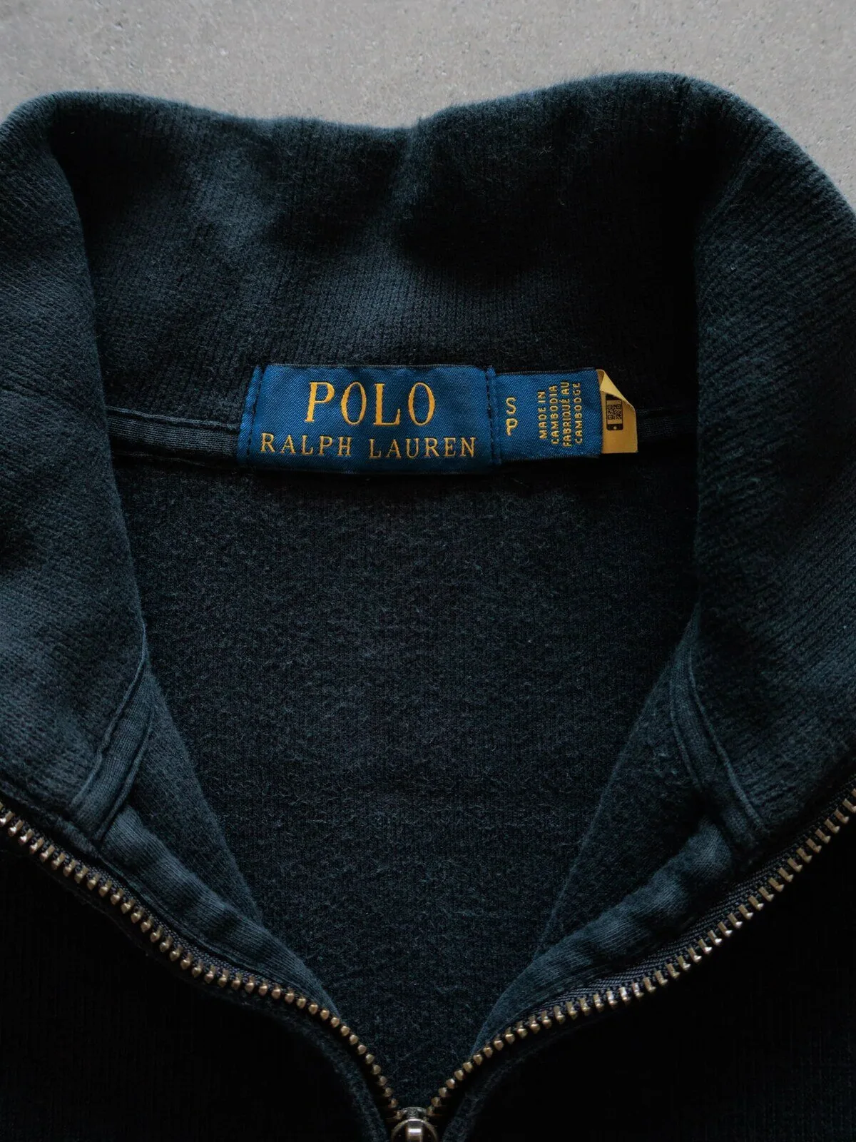Polo Ralph Lauren Quarter Zip Sweatshirt in Vintage Style 5 Polo Ralph Lauren Quarter Zip Sweatshirt in Vintage Style